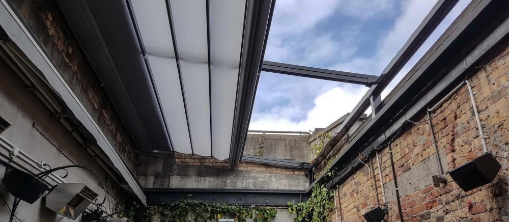 ارزانترین سقف جمع شونده پلی کربنات با طراحی فوق العاده
